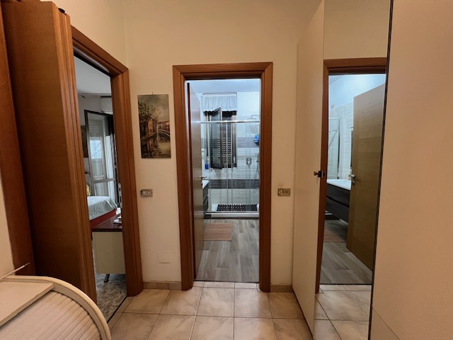 Trilocale con terrazzo in via dei pini, Pieve Emanuele