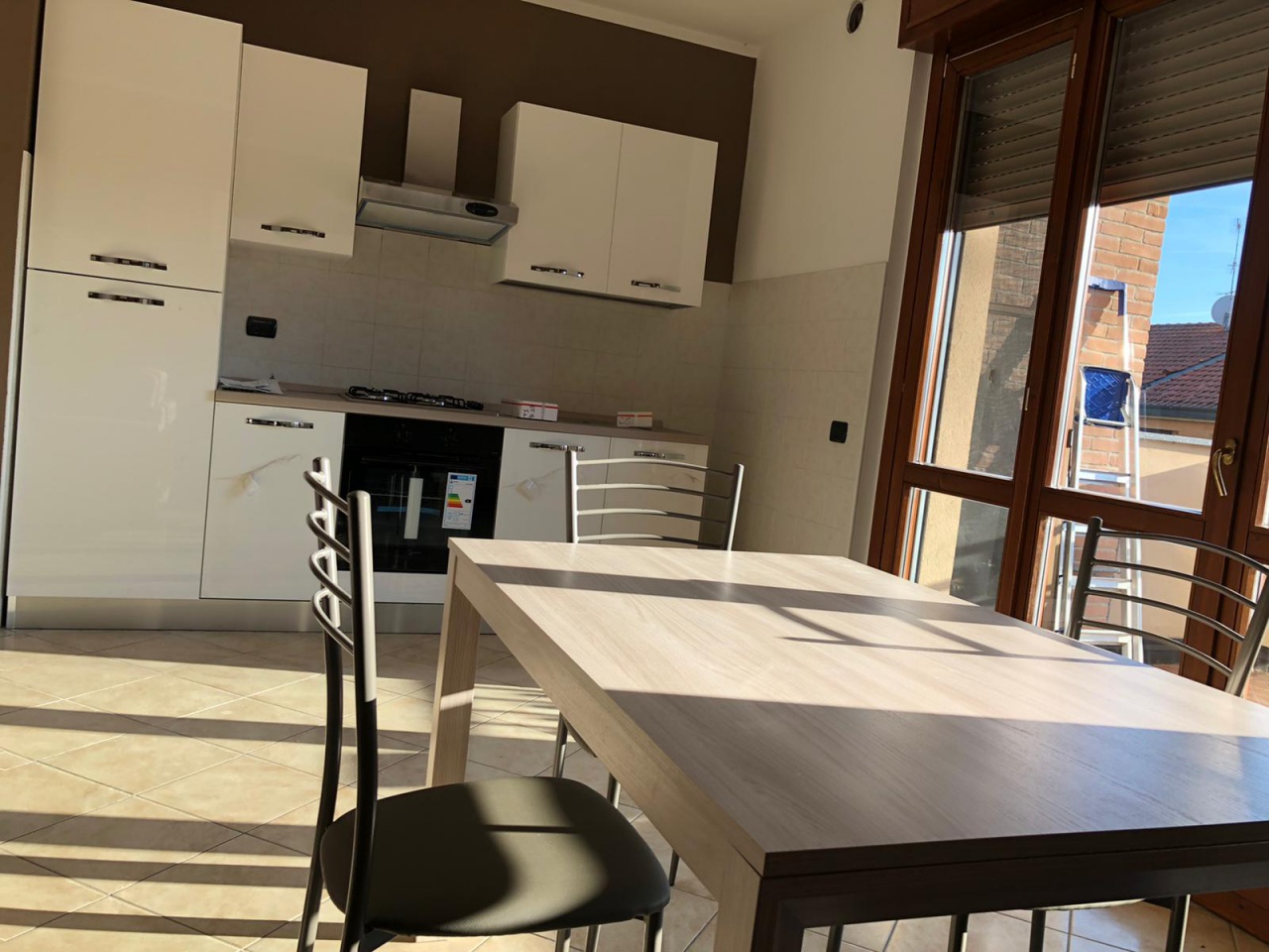 Monolocale arredato in affitto in salvo d'acquisto, Carpiano