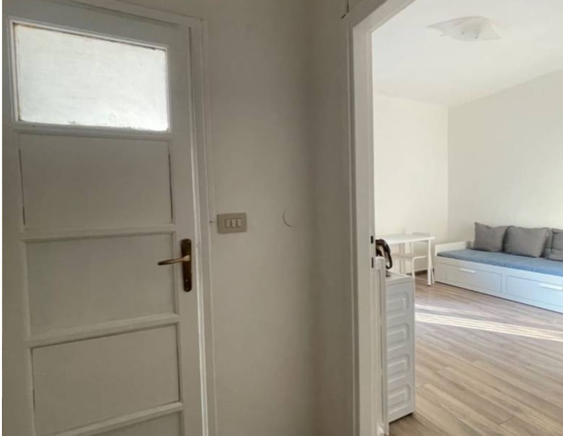 Monolocale arredato in affitto a Milano