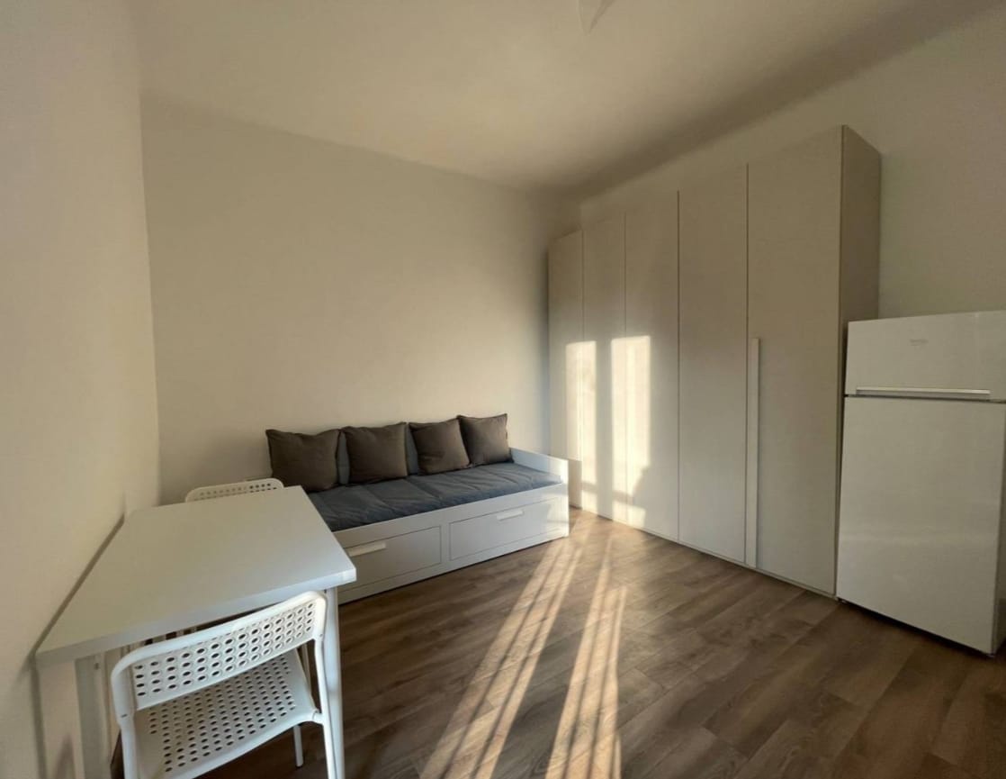 Monolocale arredato in affitto a Milano