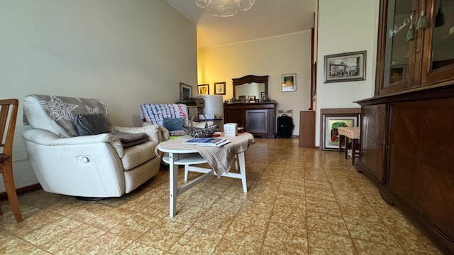 Quadrilocale in vendita in don minzoni, Opera