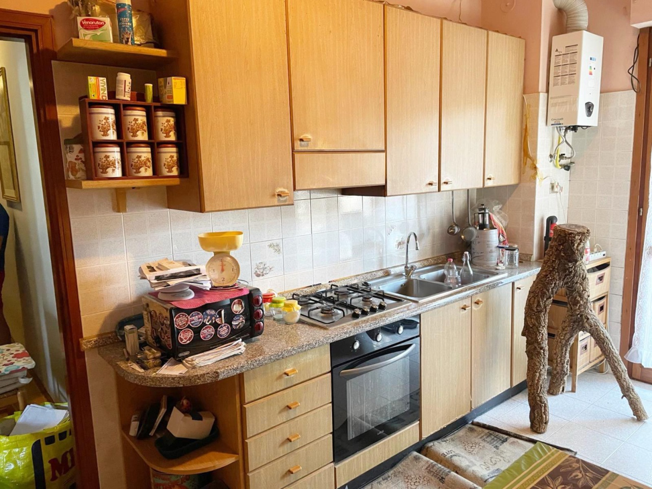 Villa con giardino in via vittorio emanuele, Valera Fratta