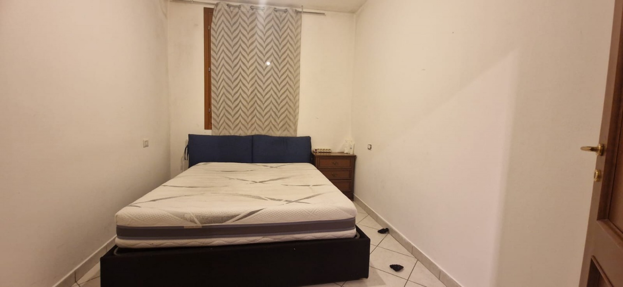 Casa indipendente con box a Cura Carpignano