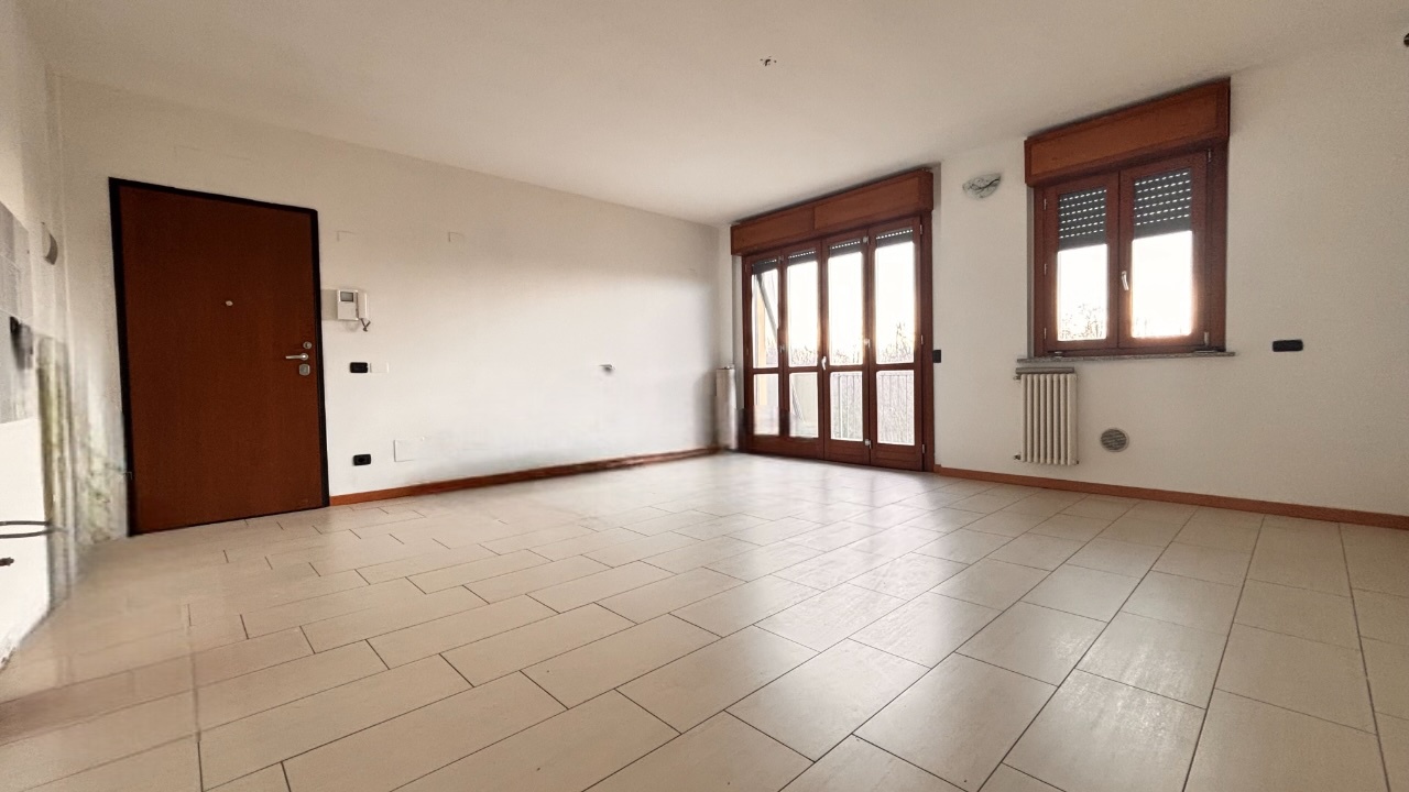 Bilocale con terrazzo in via salvo d'acquisto, Cesano Boscone