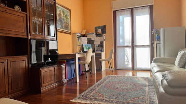 Trilocale in vendita in don minzoni, Opera