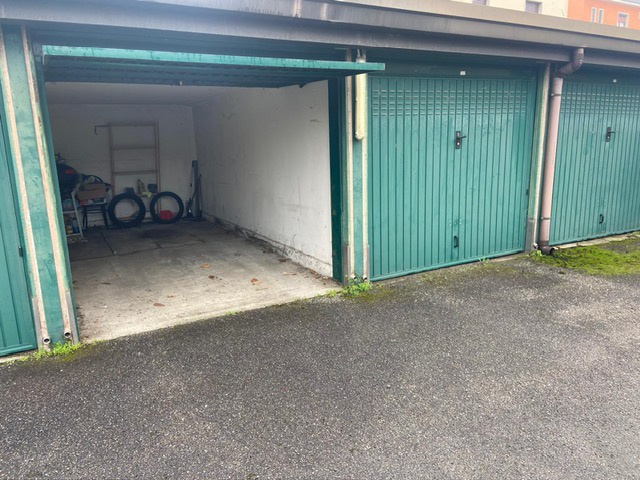 Box/Garage 13mq con box doppio a Rozzano
