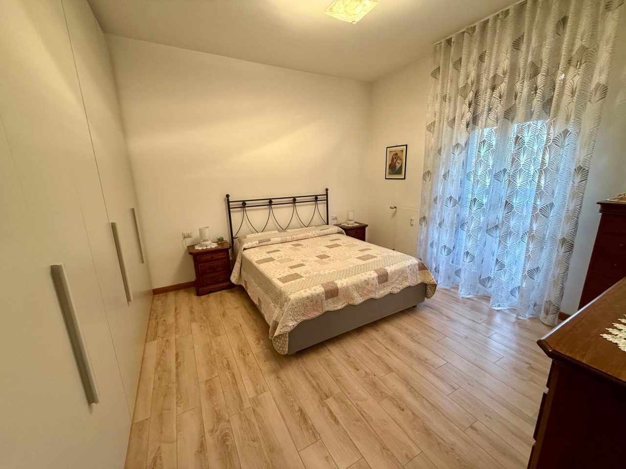 Trilocale con box in diaz, Opera