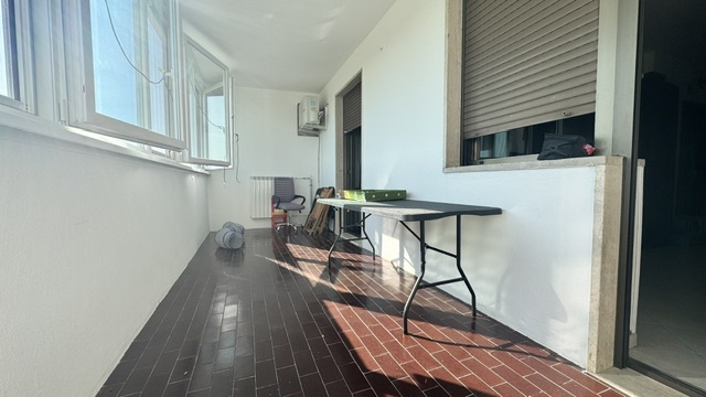 Trilocale con terrazzo in via dei pini, Pieve Emanuele