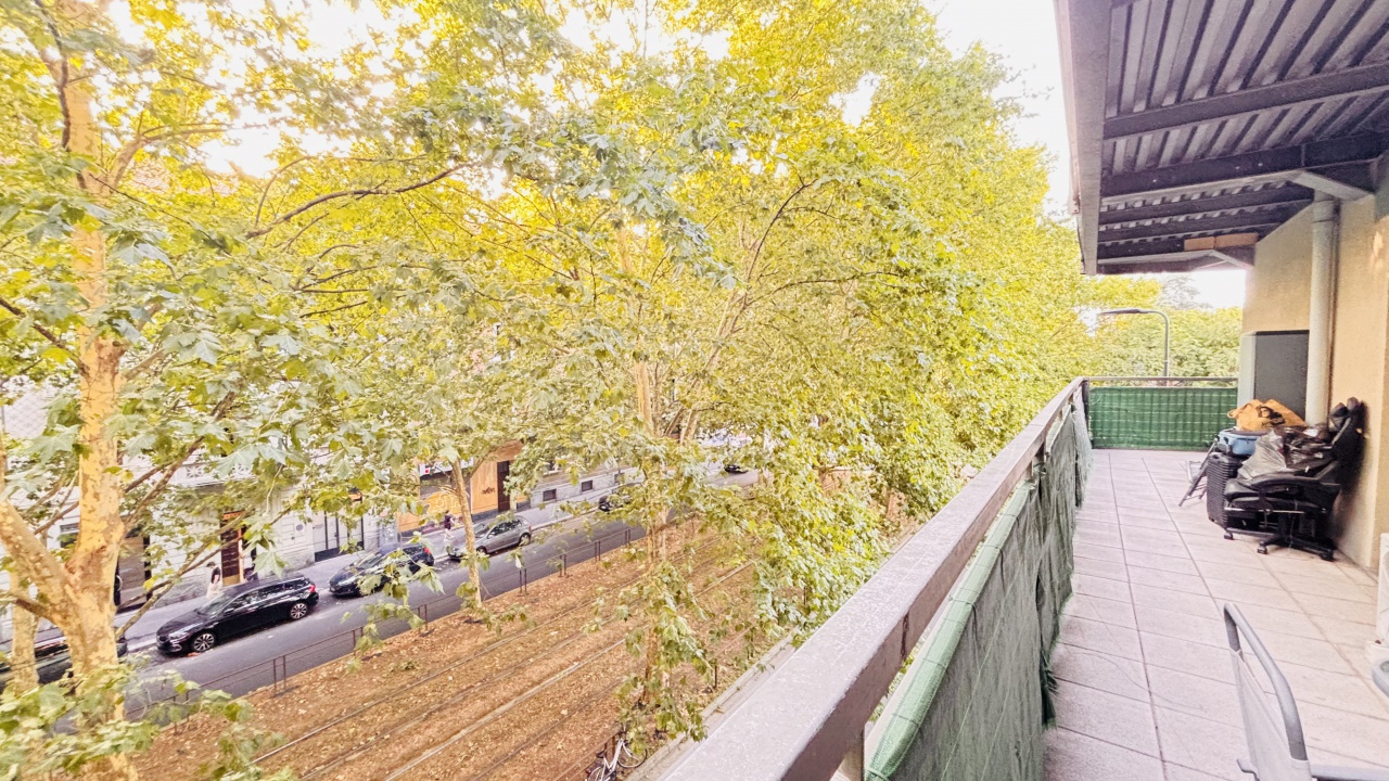 Trilocale con terrazzo in via giovanni pezzotti, Milano