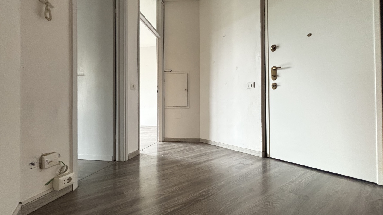 Trilocale in affitto in via boni, Milano