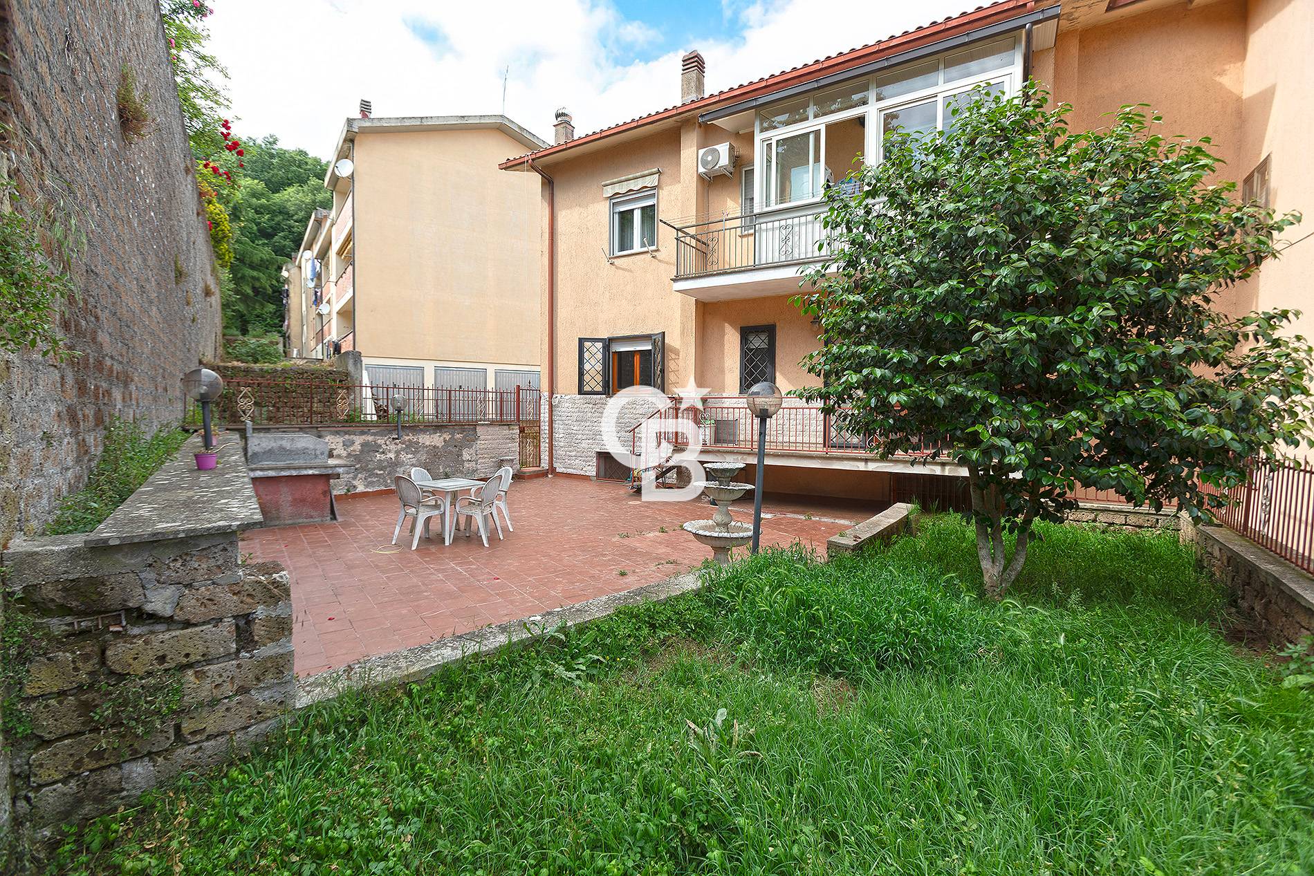 Casa semi indipendente in vendita a Caprarola