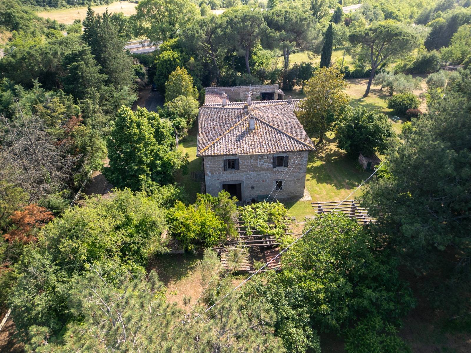 Rustico/Casale/Corte in vendita a Soriano nel Cimino