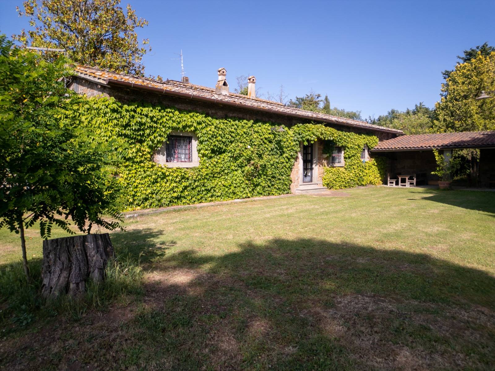 Rustico/Casale/Corte in vendita a Soriano nel Cimino