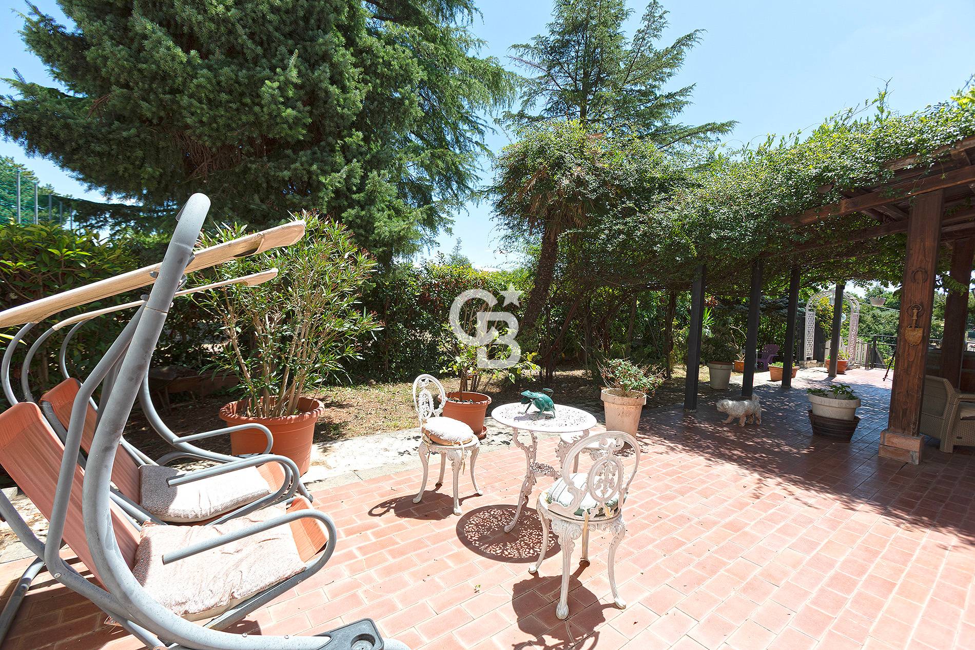 Porzione villa in vendita a Carbognano, centrale