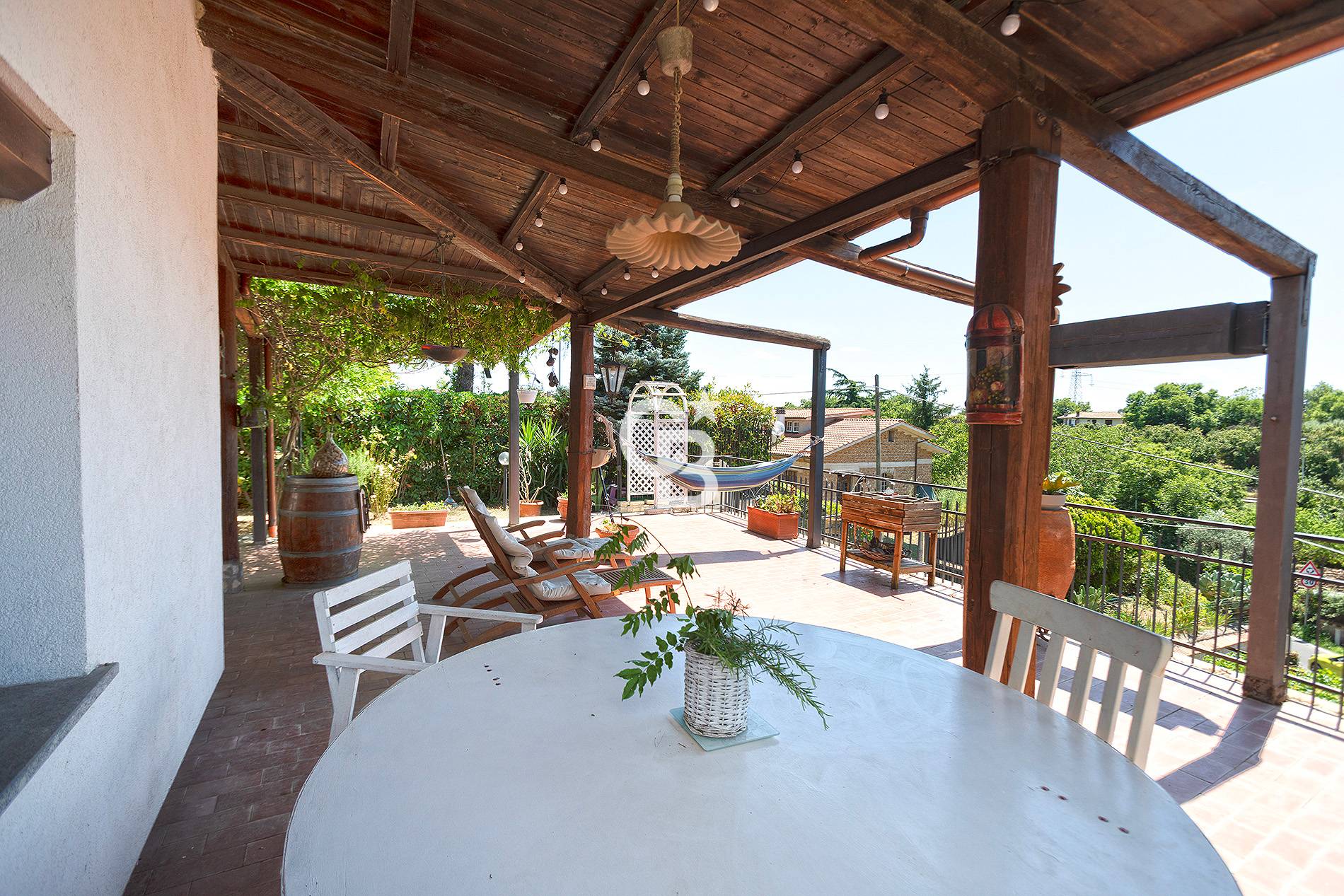 Porzione villa in vendita a Carbognano, centrale