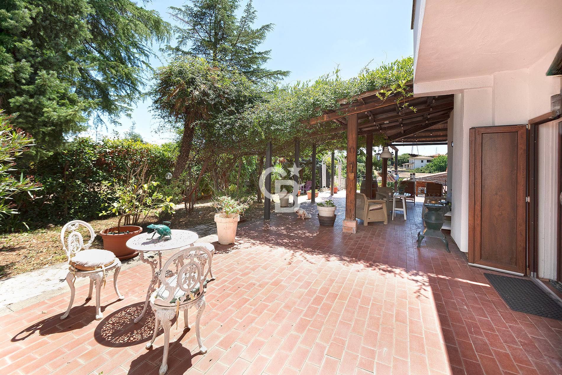 Porzione villa in vendita a Carbognano, centrale