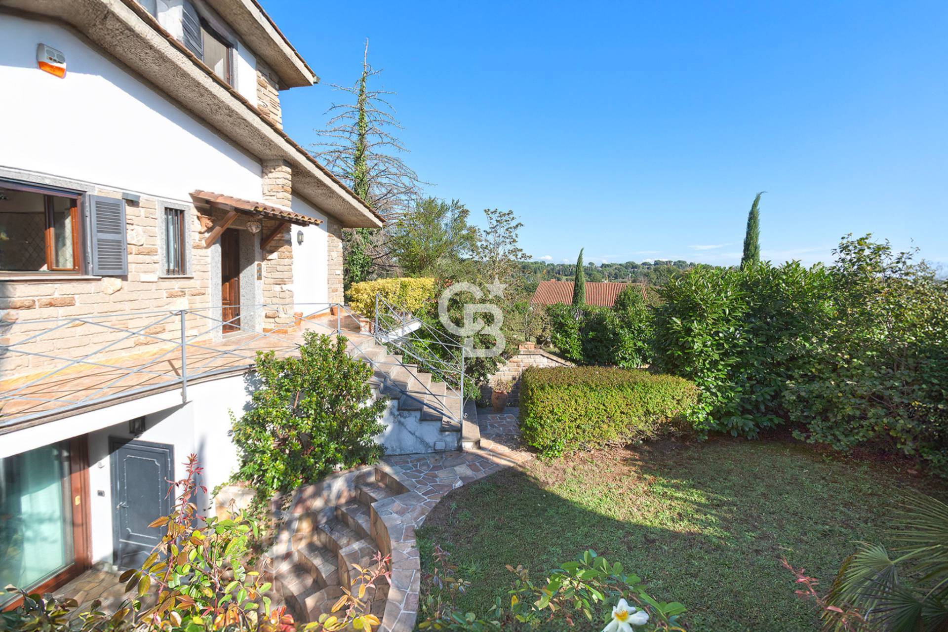 Villa bifamiliare in vendita a Sutri, Colle Diana