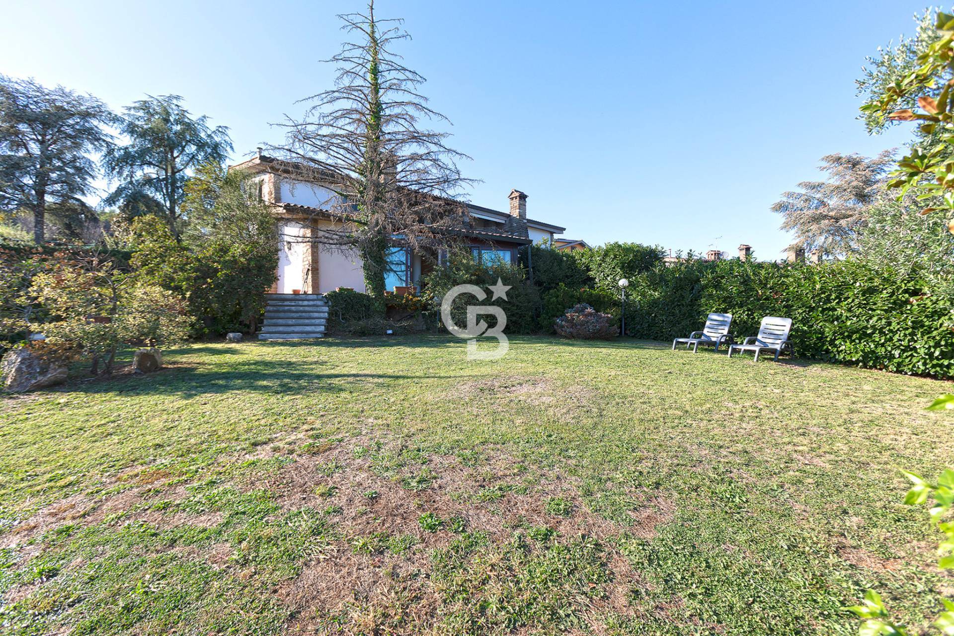 Villa bifamiliare in vendita a Sutri, Colle Diana