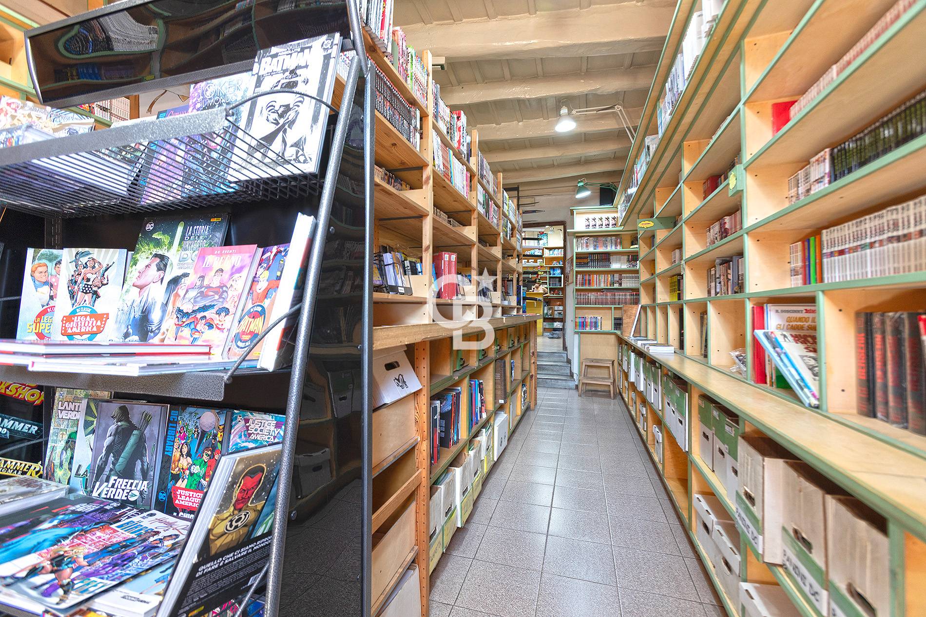 Locale commerciale in affitto a Viterbo, Centro