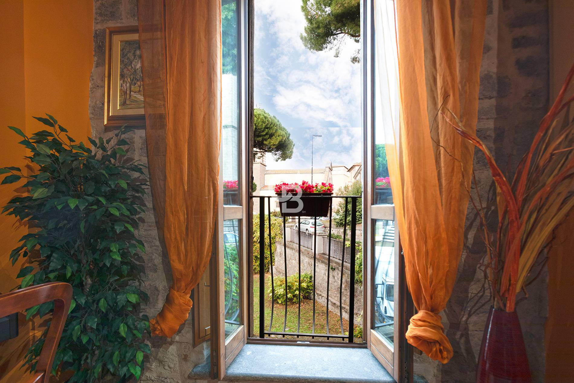 Appartamento indipendente in vendita a Viterbo, Centro