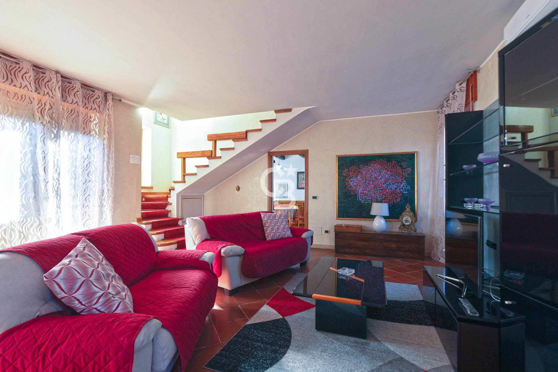 Appartamento indipendente in vendita a Bolsena