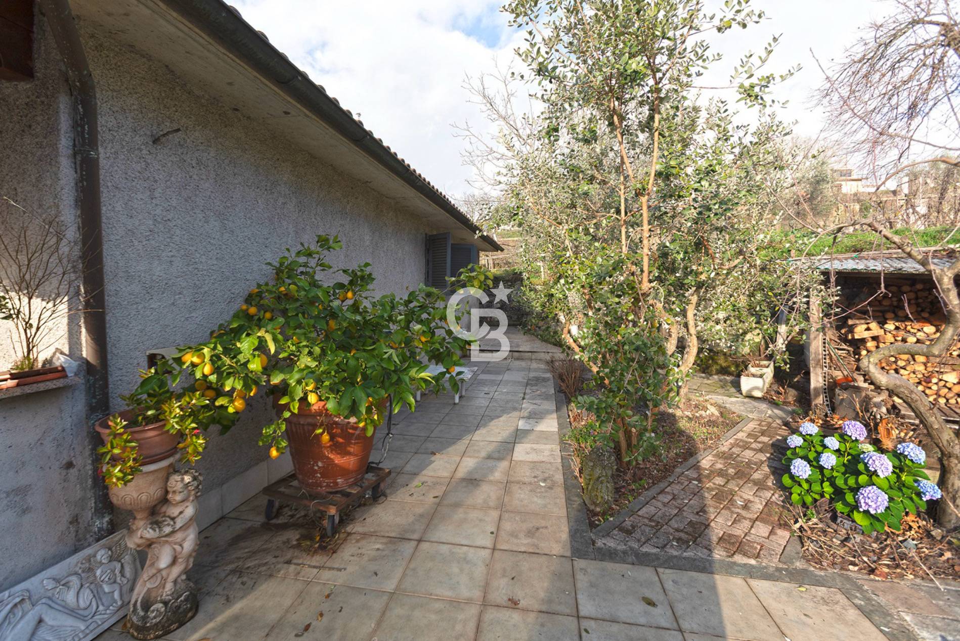 Villa in vendita a Vetralla