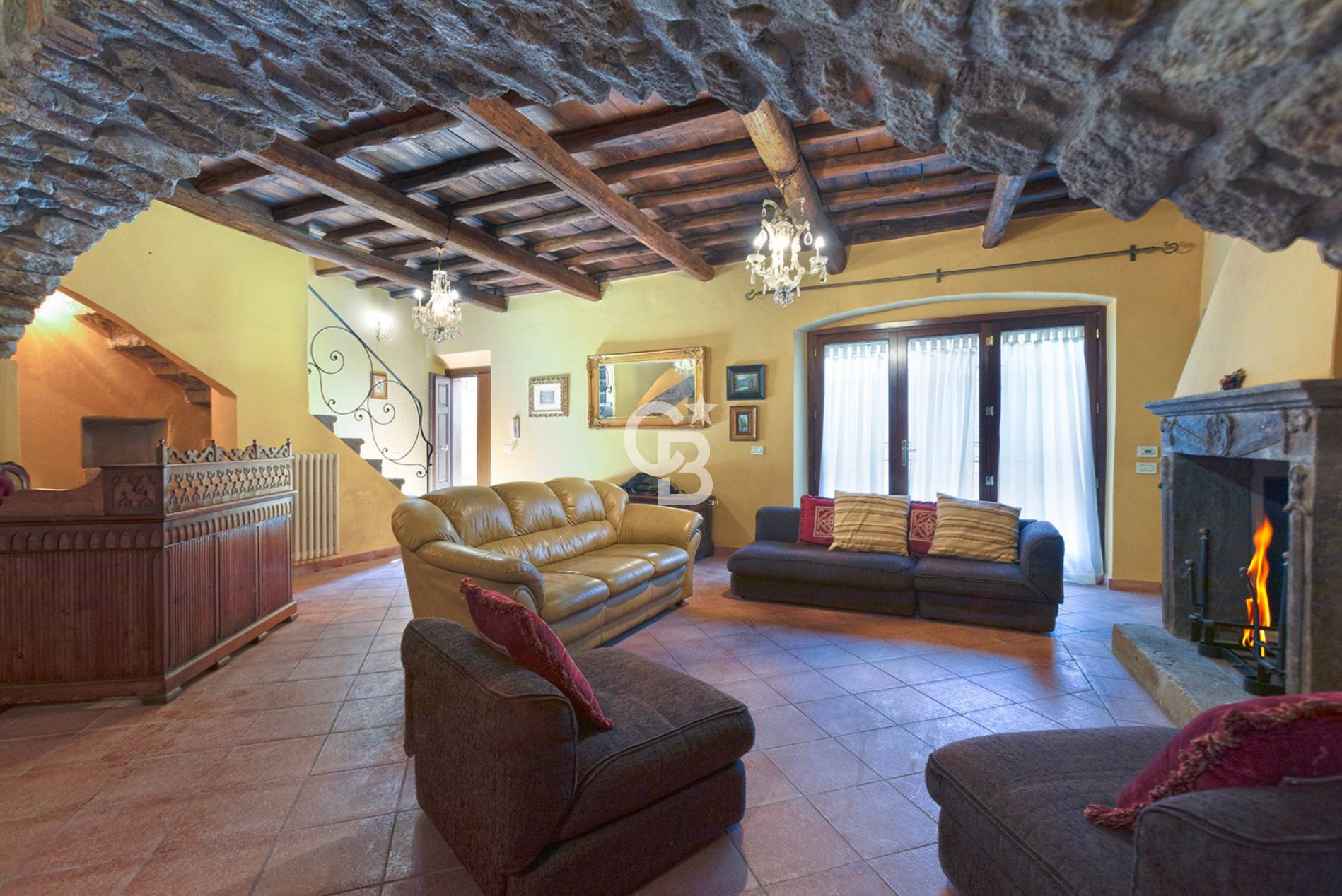 Appartamento indipendente in vendita a Viterbo, Centro