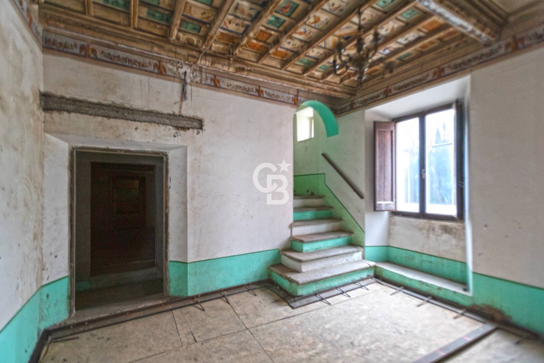 Palazzo in vendita a Soriano nel Cimino