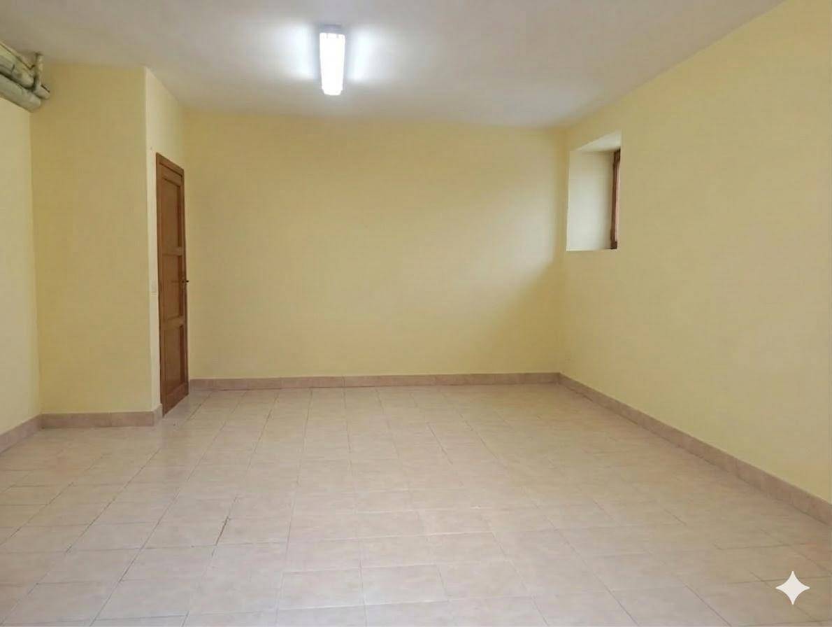 Garage in vendita a Viterbo, Semicentro