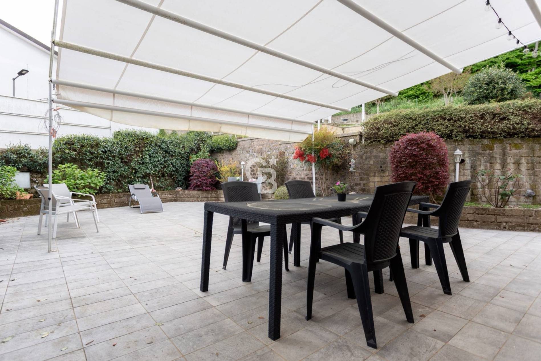 Villa bifamiliare in vendita a Ronciglione