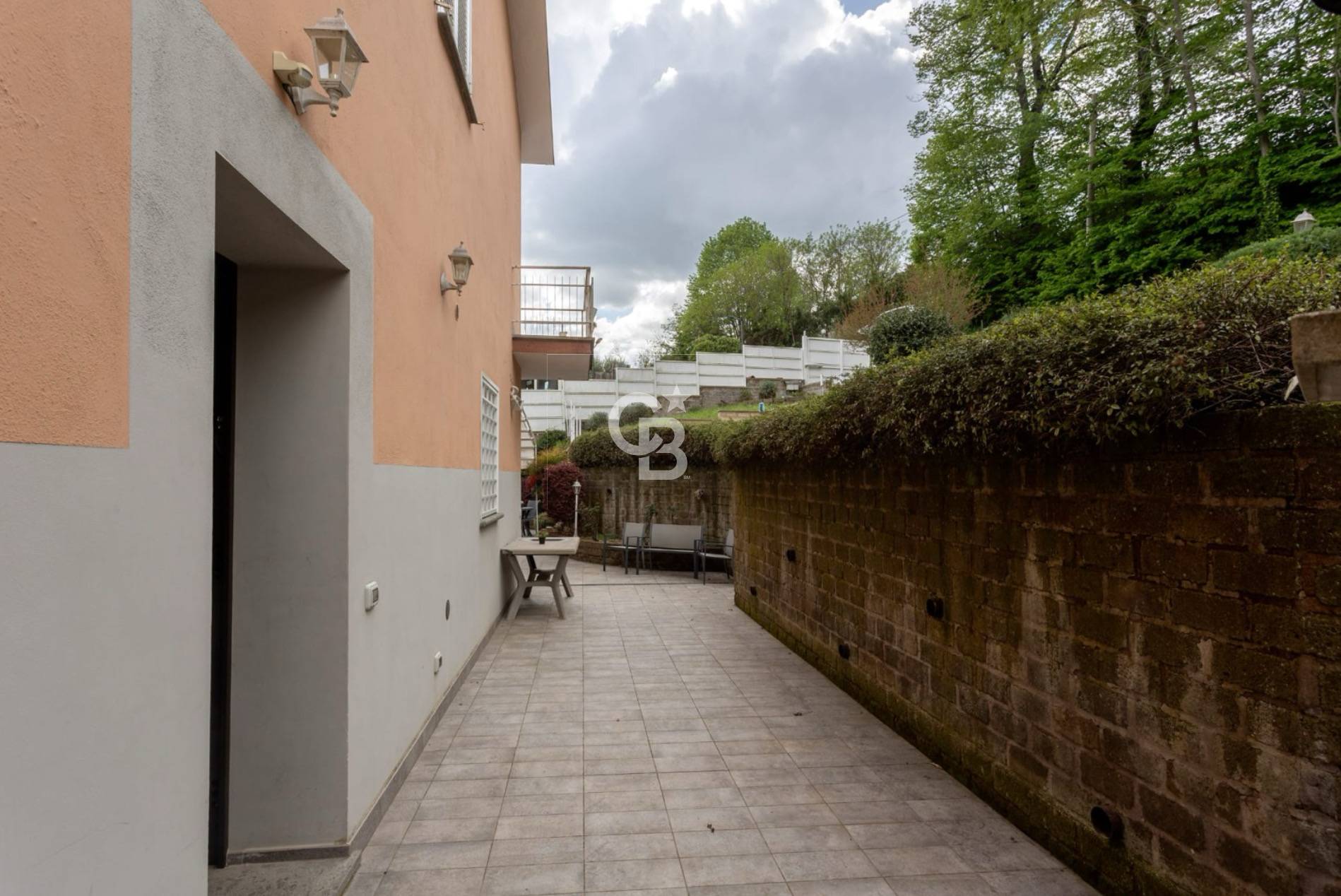 Villa bifamiliare in vendita a Ronciglione