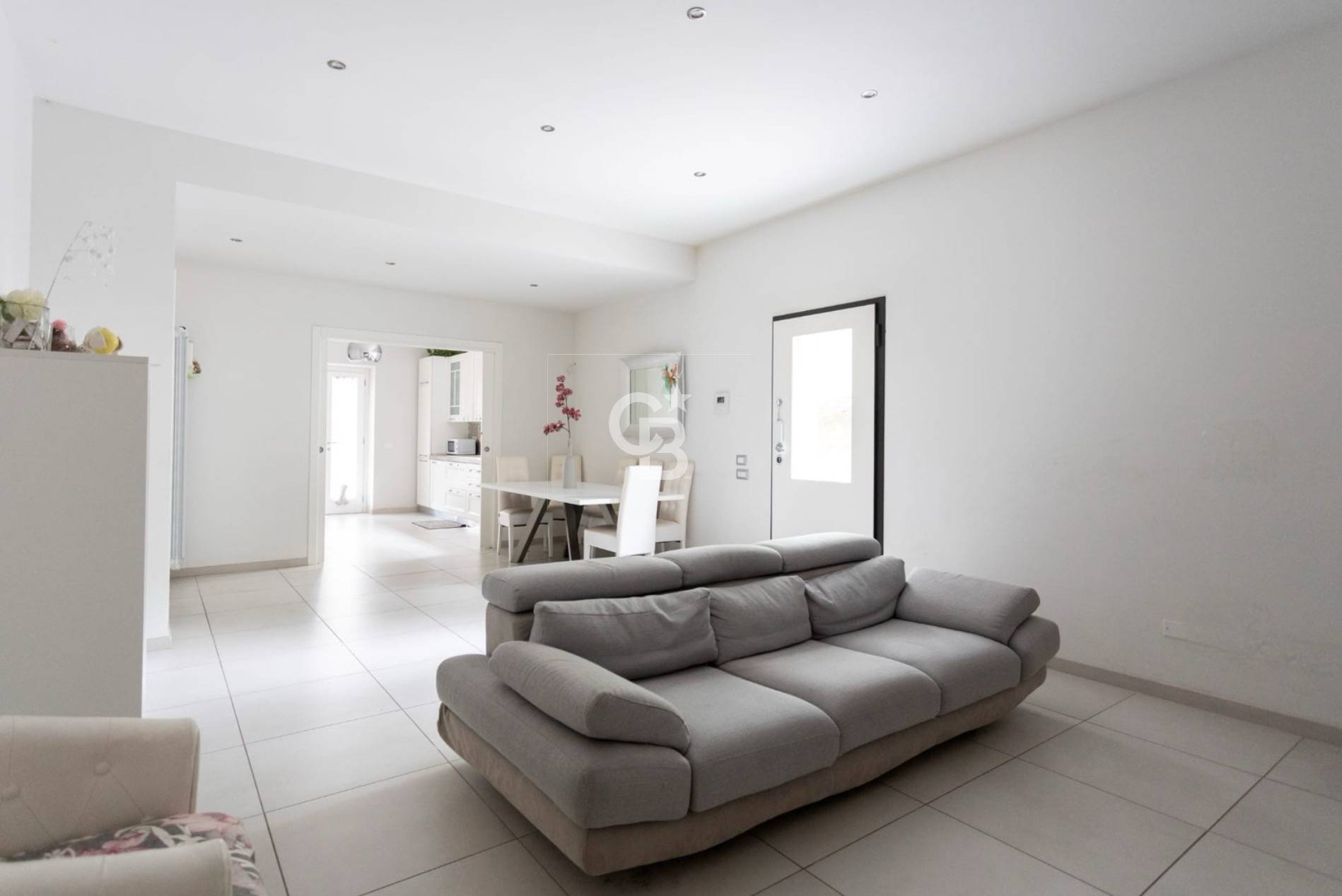 Villa bifamiliare in vendita a Ronciglione