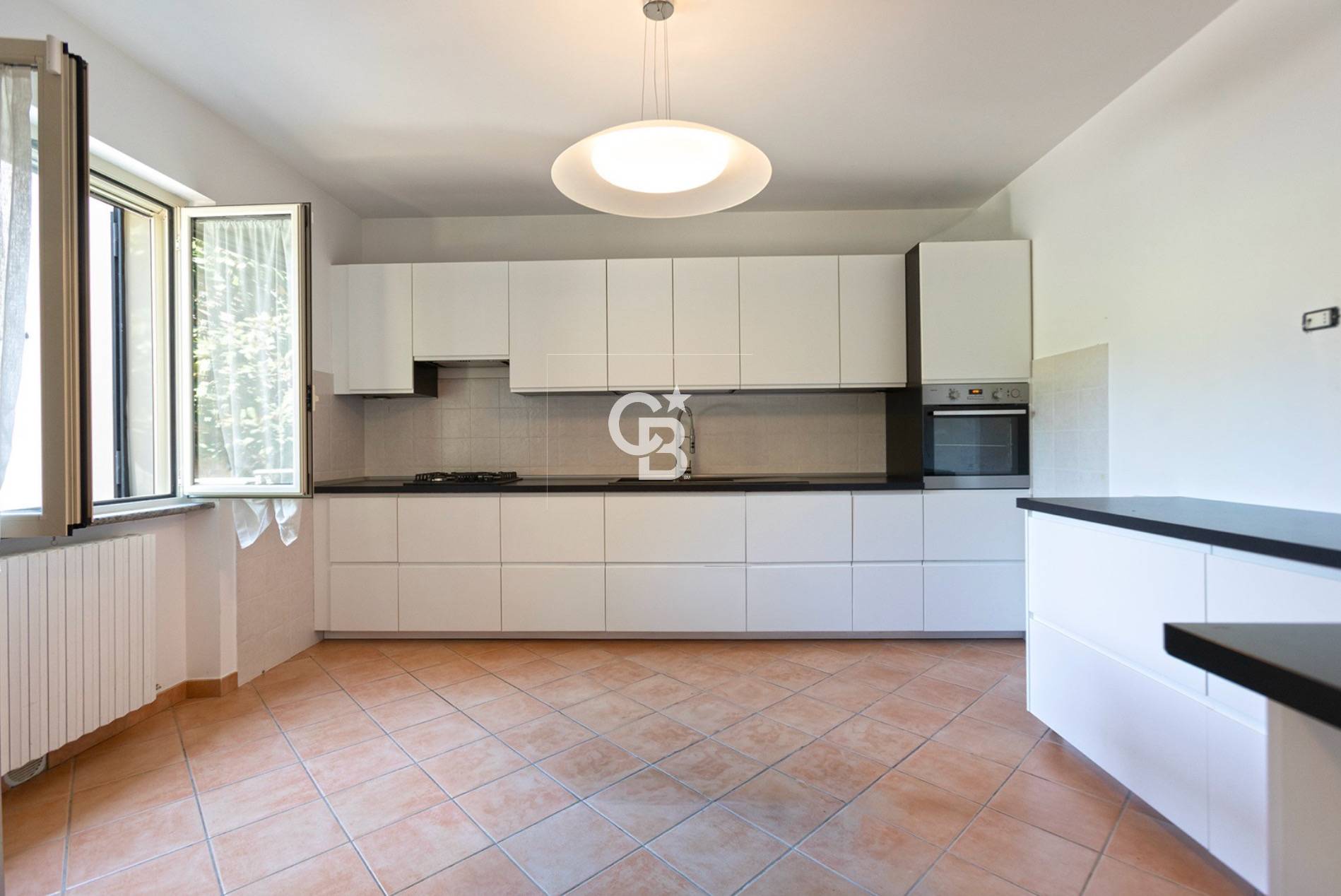 Villa bifamiliare in vendita a Vetralla