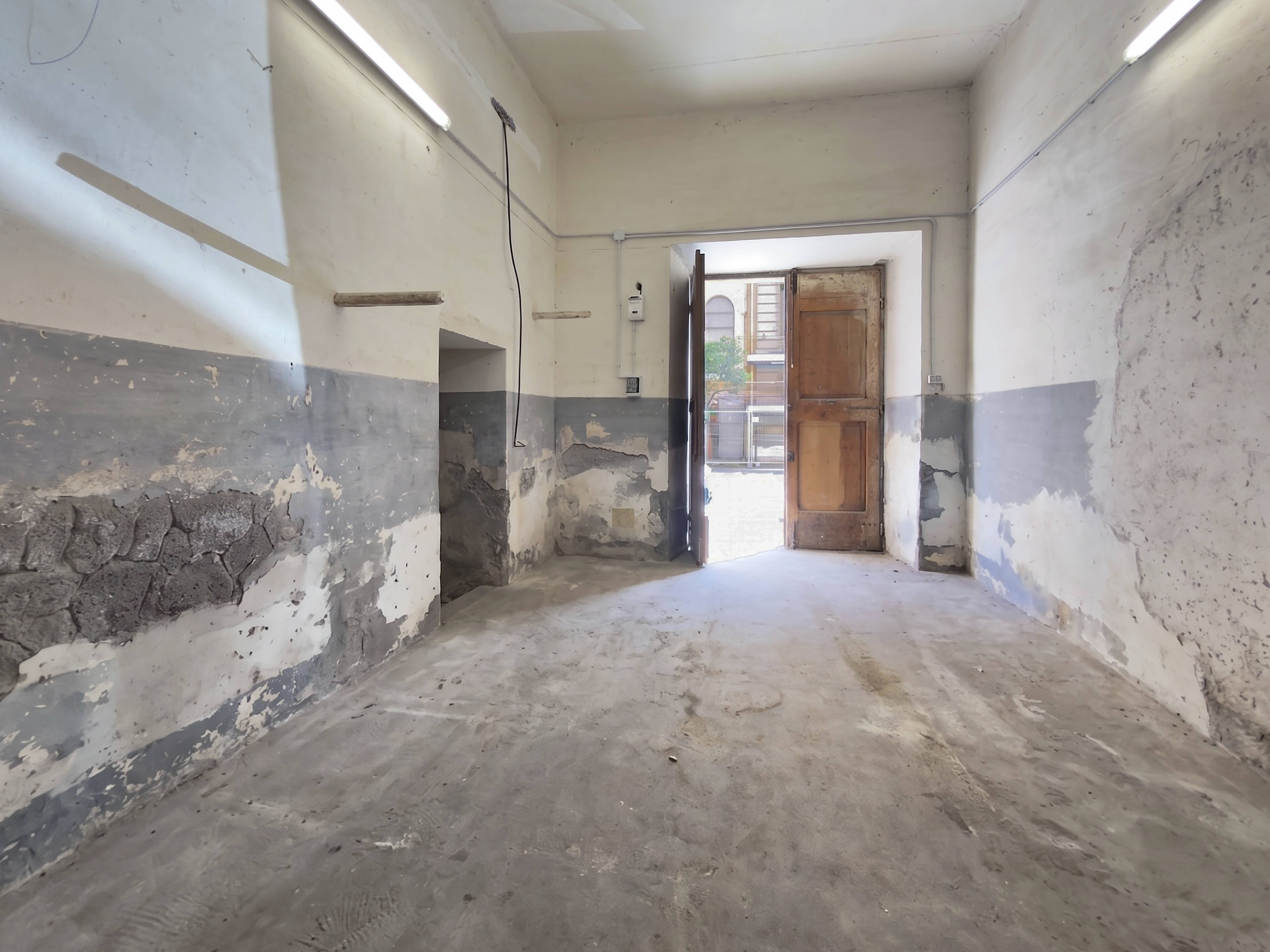 Magazzino in affitto a Viterbo, Centro