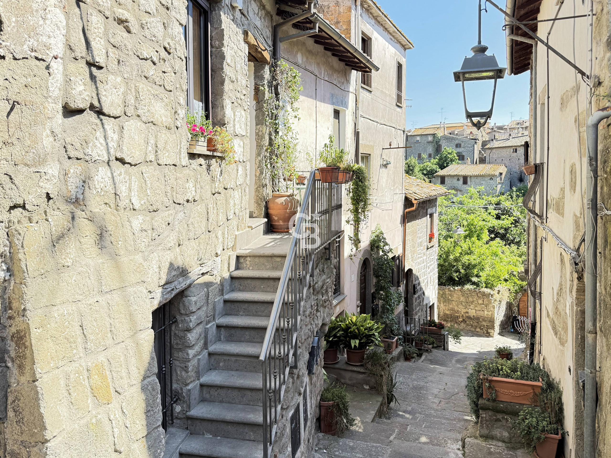Appartamento indipendente in vendita a Viterbo, Centro