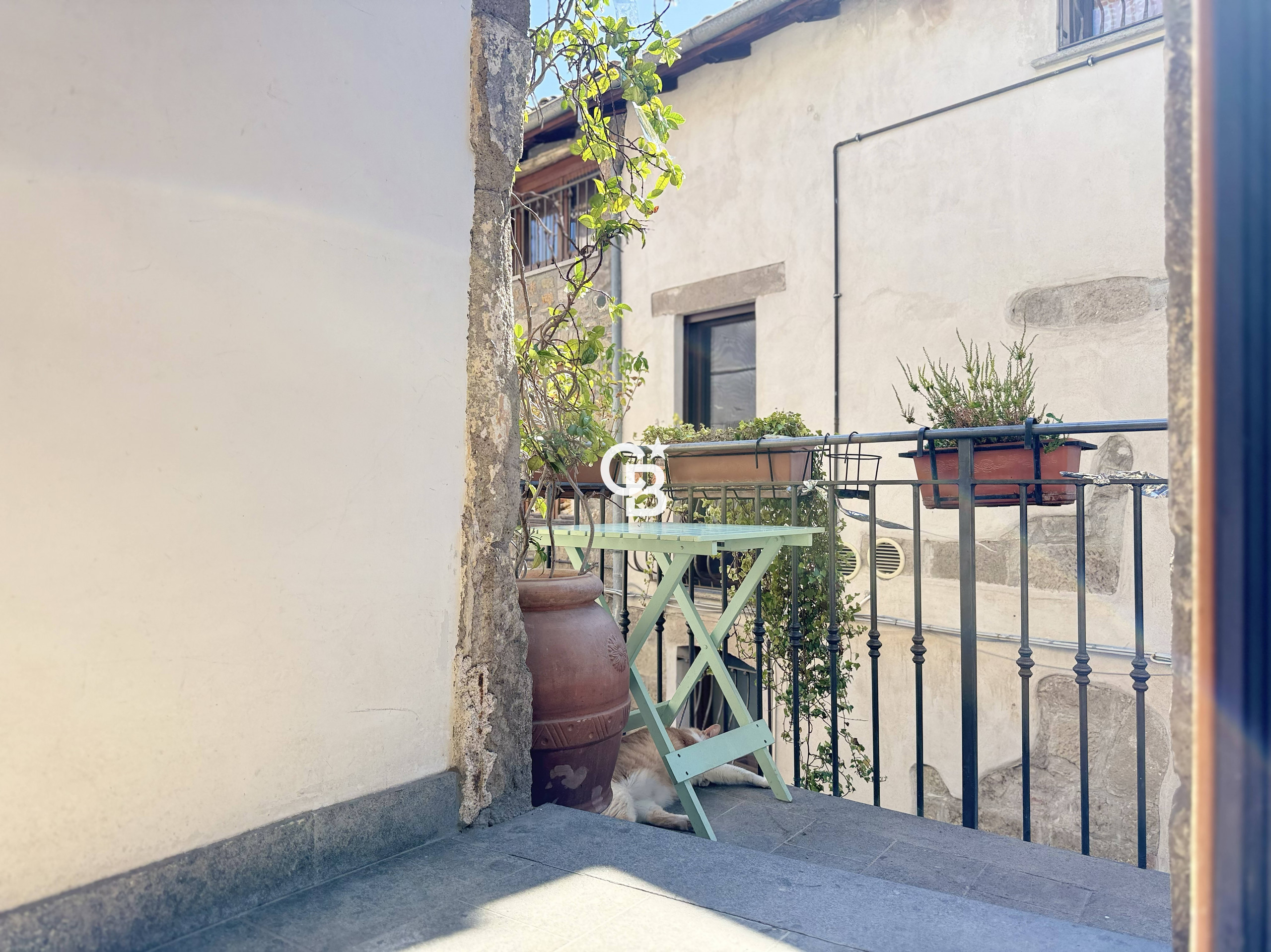 Appartamento indipendente in vendita a Viterbo, Centro