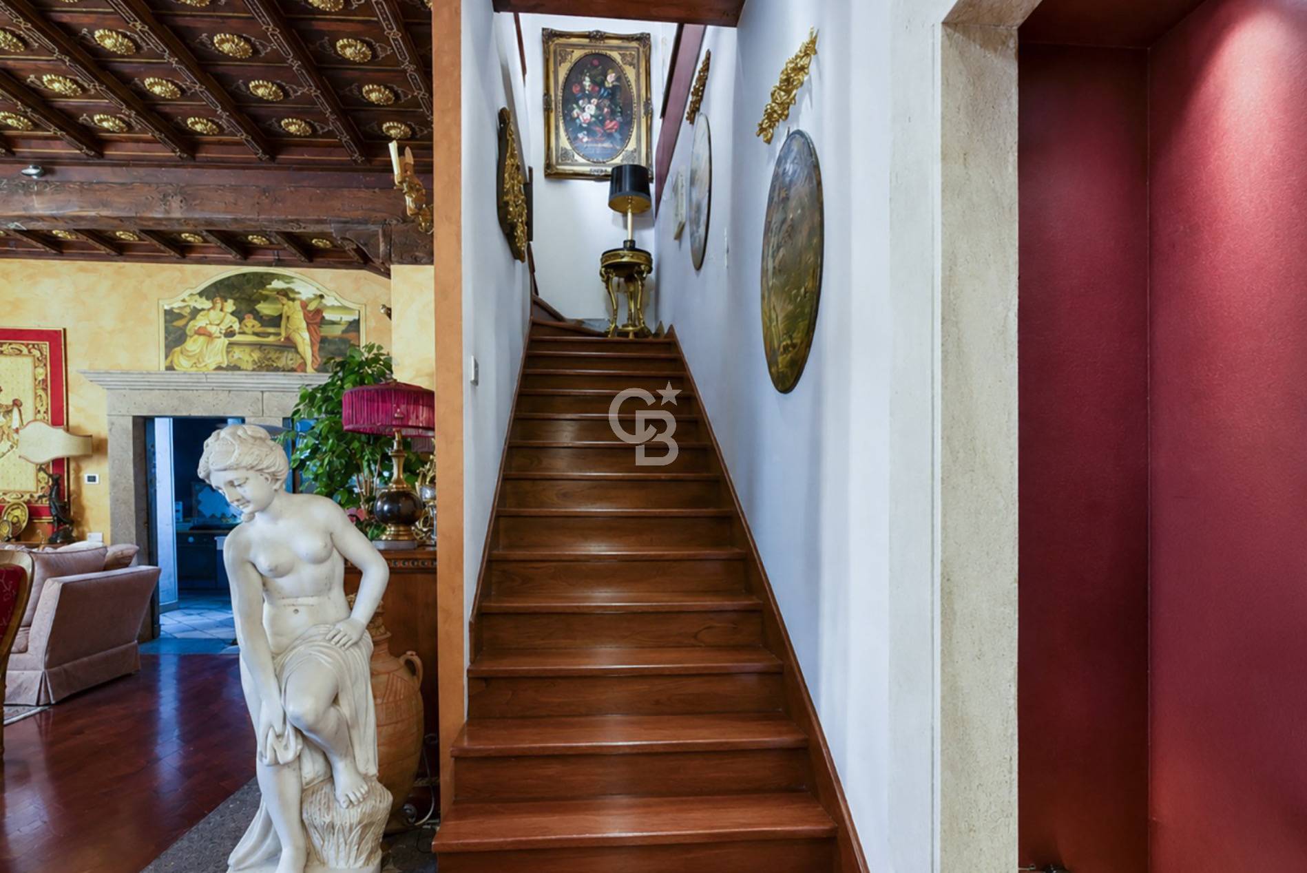 Casa indipendente in vendita a Viterbo, Centro