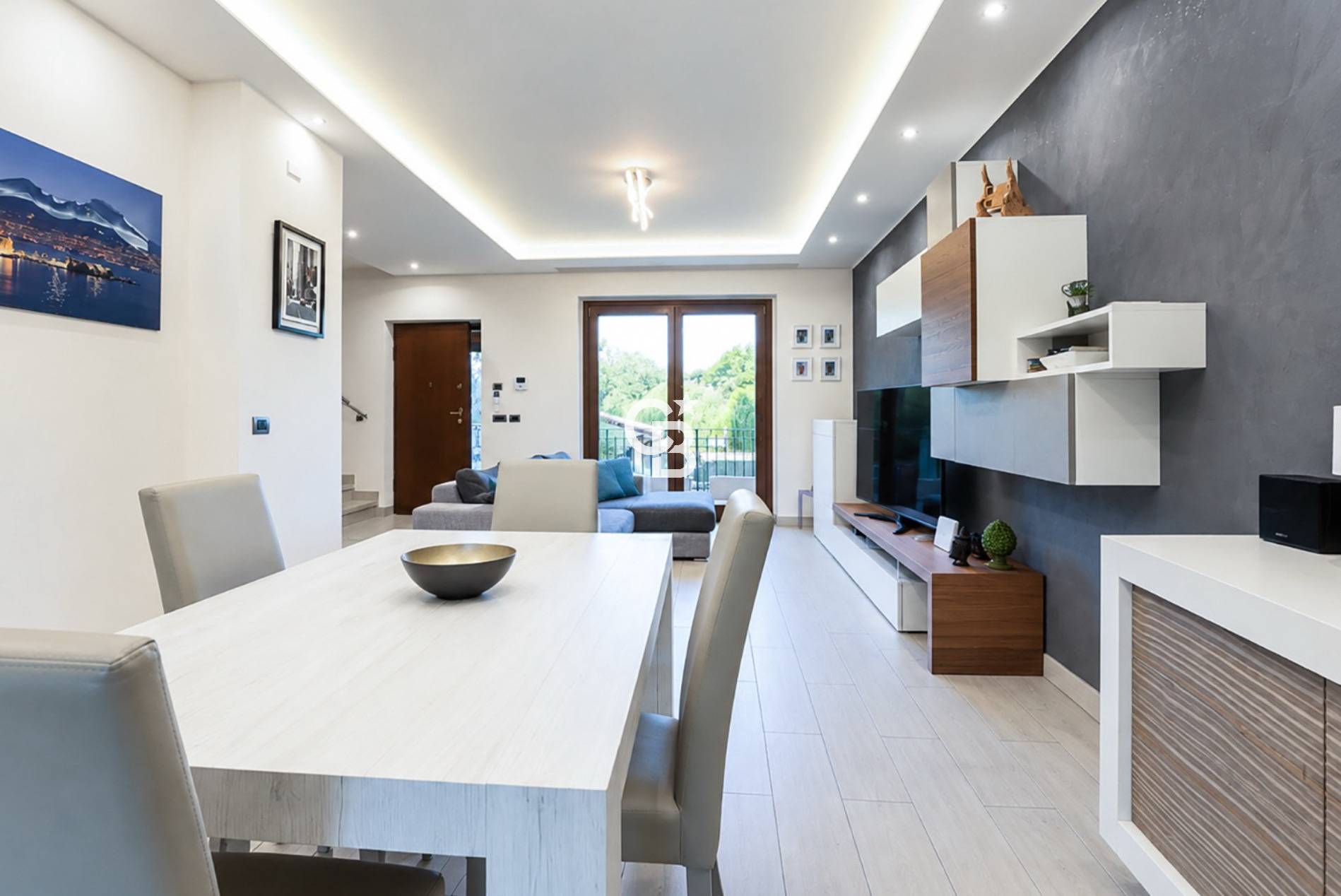 Villa bifamiliare in vendita a Viterbo, La Quercia