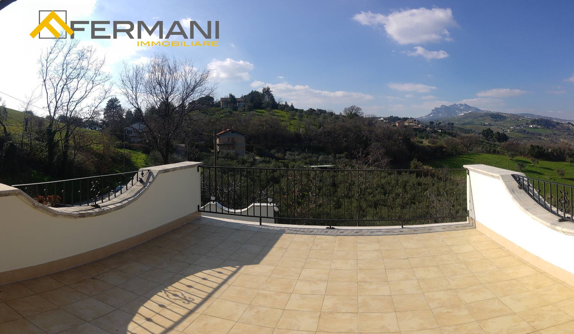 Villa in vendita a Ascoli Piceno, Monticelli Alto