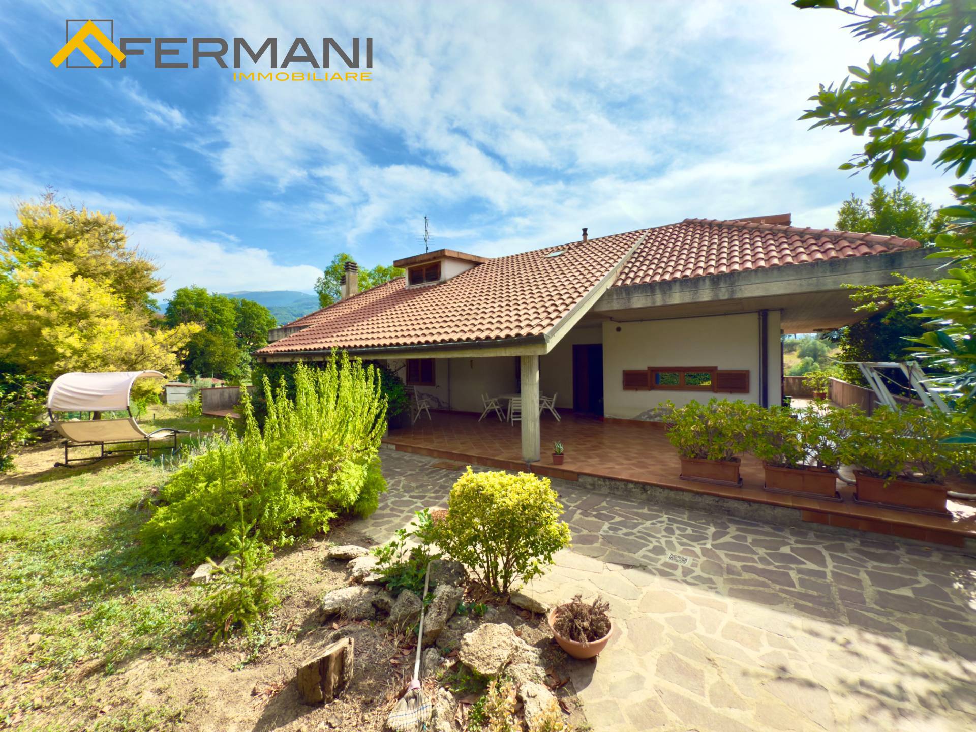 Villa in vendita a Ascoli Piceno
