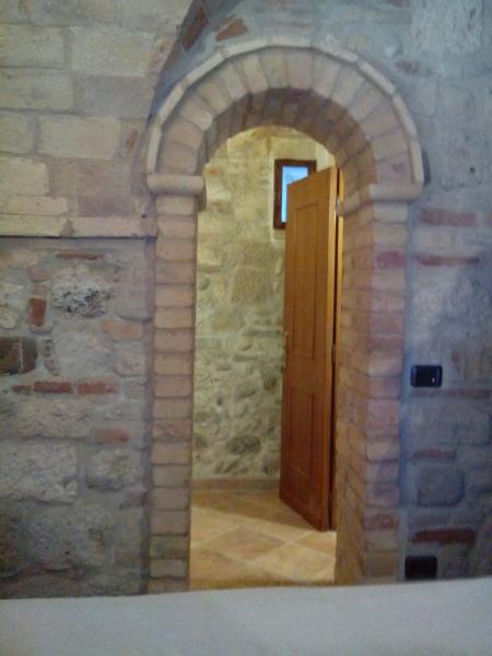 locale laboratorio in vendita a Ascoli Piceno, Centro Storico