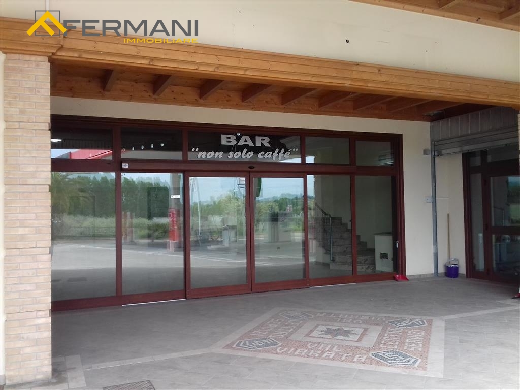 Capannone in vendita a Nereto, Certosa