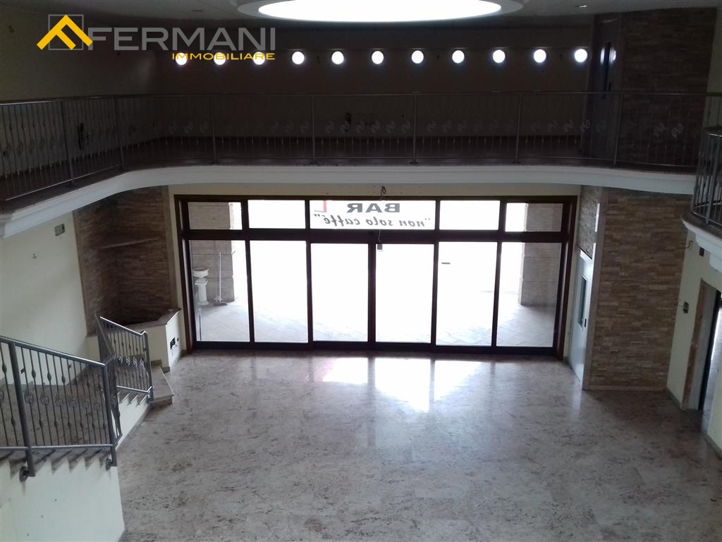 Capannone in vendita a Nereto, Certosa