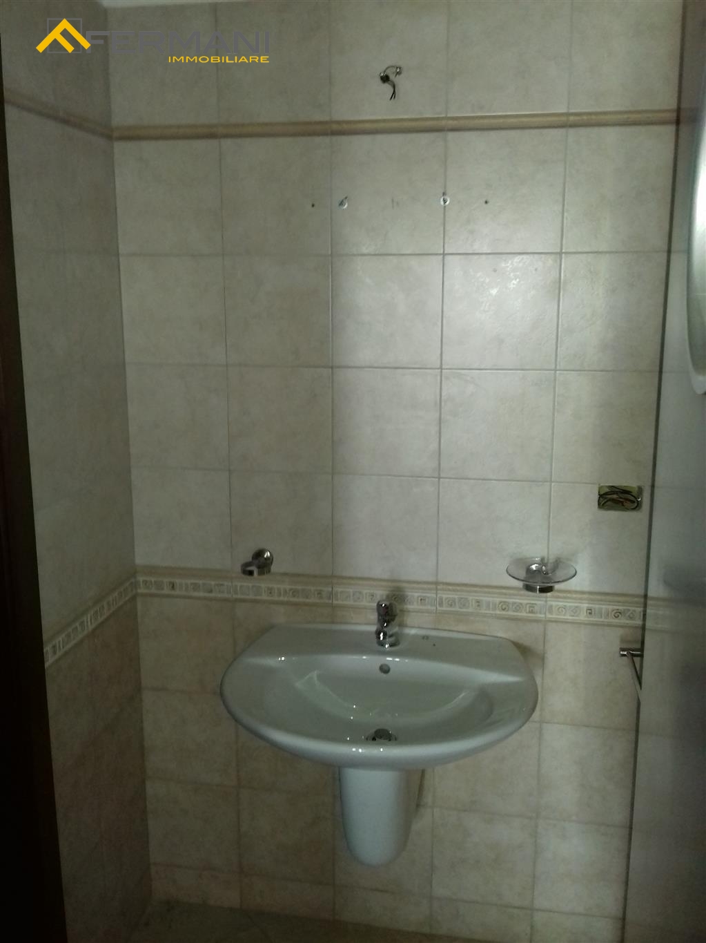 Capannone in vendita a Nereto, Certosa