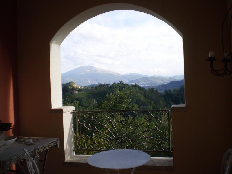Villa in vendita a Ascoli Piceno, Montadamo