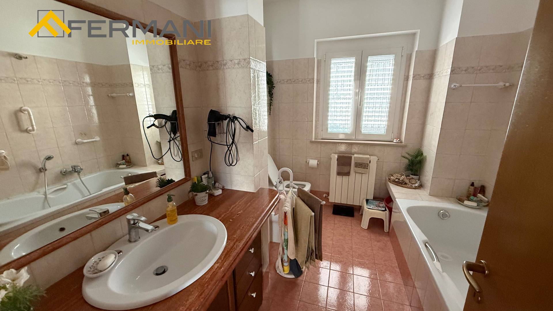 Villa in vendita a Venarotta