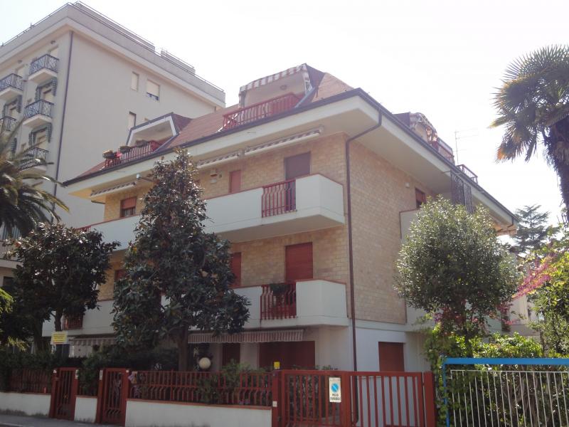 Appartamento Bilocale arredato a San Benedetto del Tronto - porto d'ascoli palazzo las vegas - 01