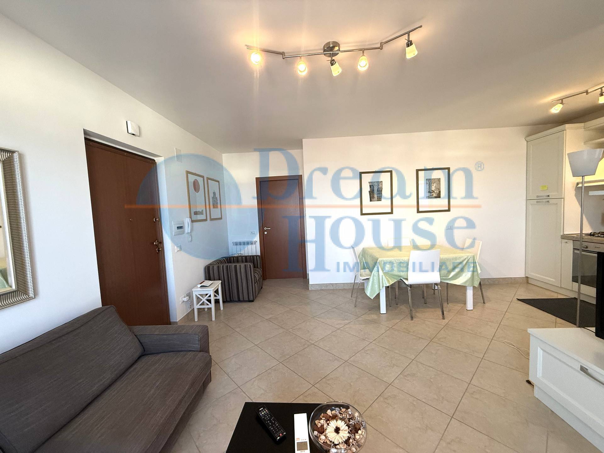 Appartamento in vendita a Nereto