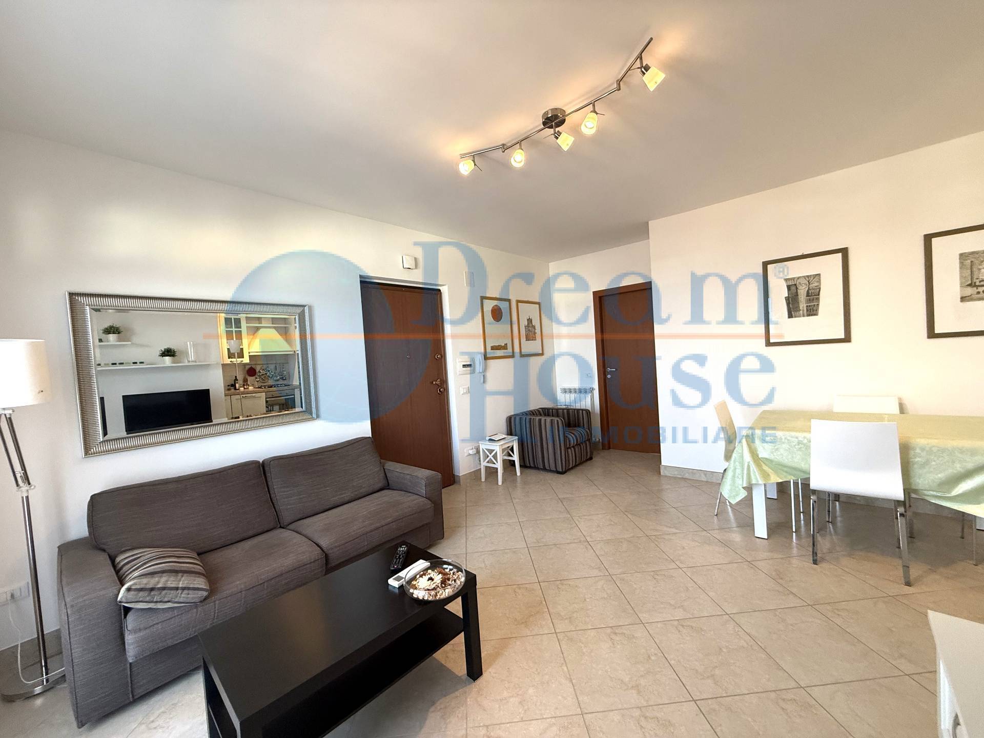 Appartamento in vendita a Nereto