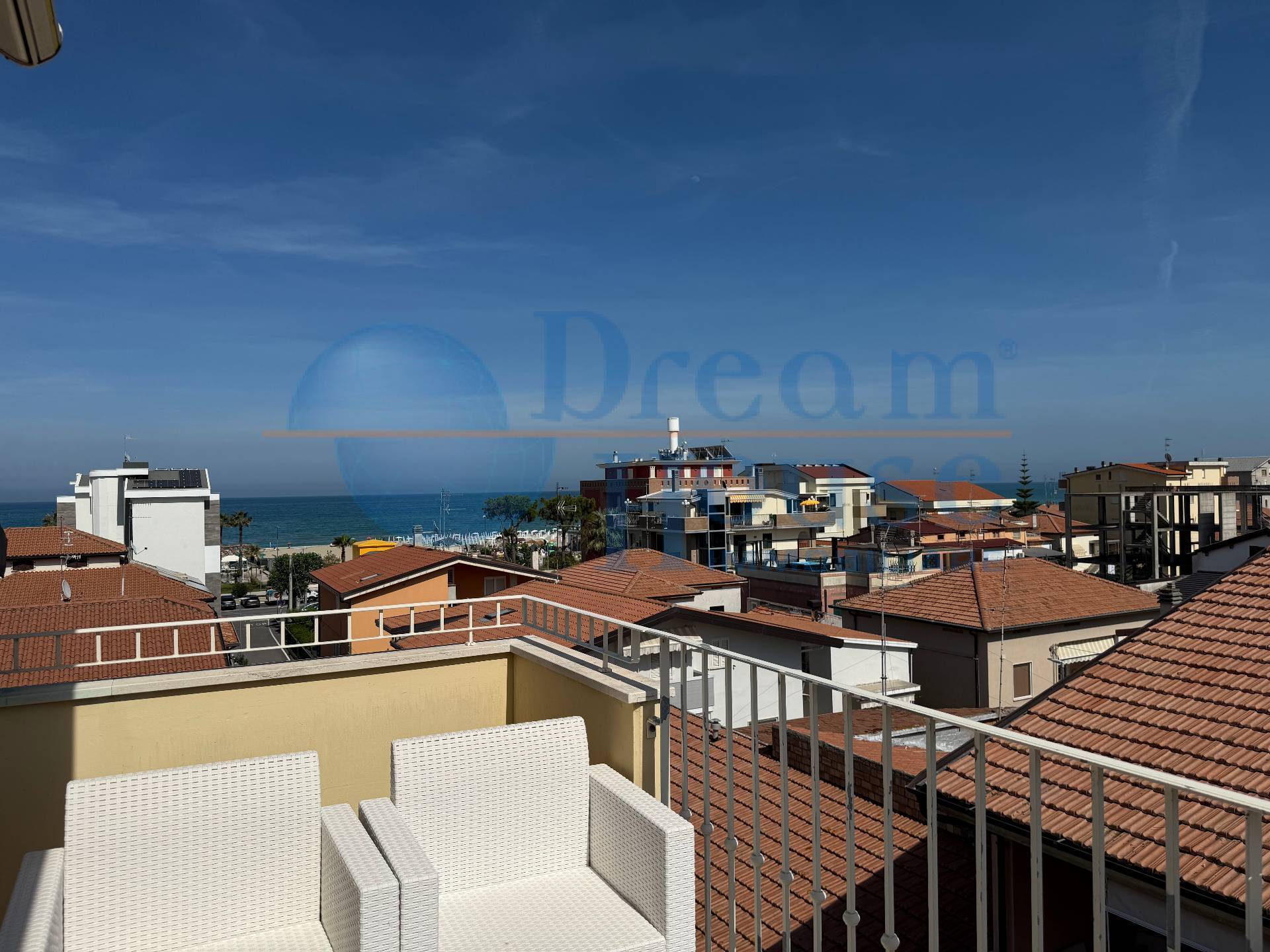Attico/Mansarda in vendita a Alba Adriatica, Zona Sud